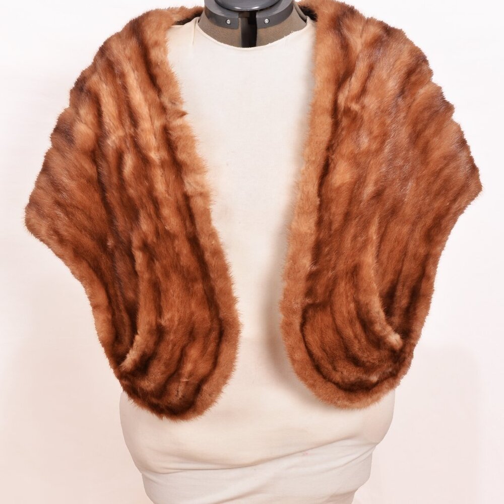 Natural Light Mink Stole by Annis Furs New York